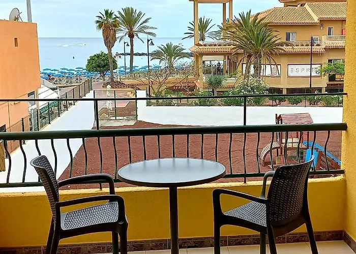 Apartamento Torres del Sol. Playa de las vistas